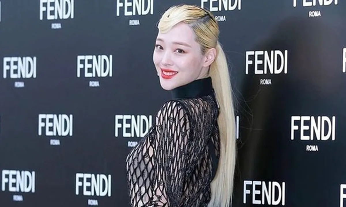 Sulli Eks f(x) Dikabarkan Meninggal Dunia di Apartemennya