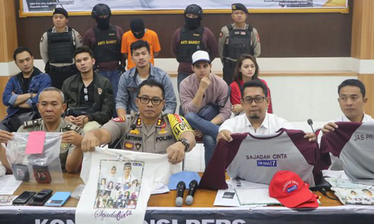 Sutradara Gadungan Bawa Nama 7 Seleb Untuk Lancarkan Aksi Penipuan