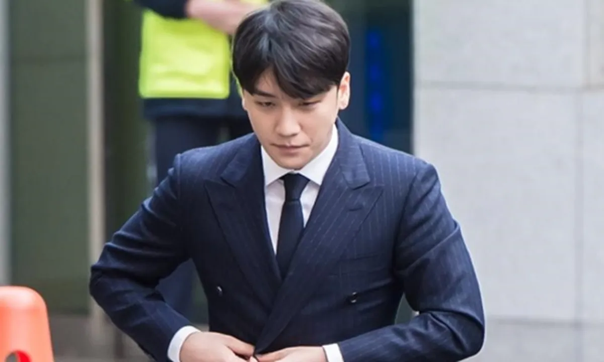 Tahu Jadi Kontroversi, Seungri Minta Semua Teman Grup Chat Ganti HP