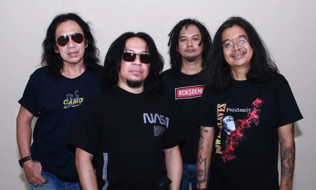 Tak Ada Matinya! POWERSLAVES Rilis Versi Original dari 'Bayang' dalam Bahasa Inggris