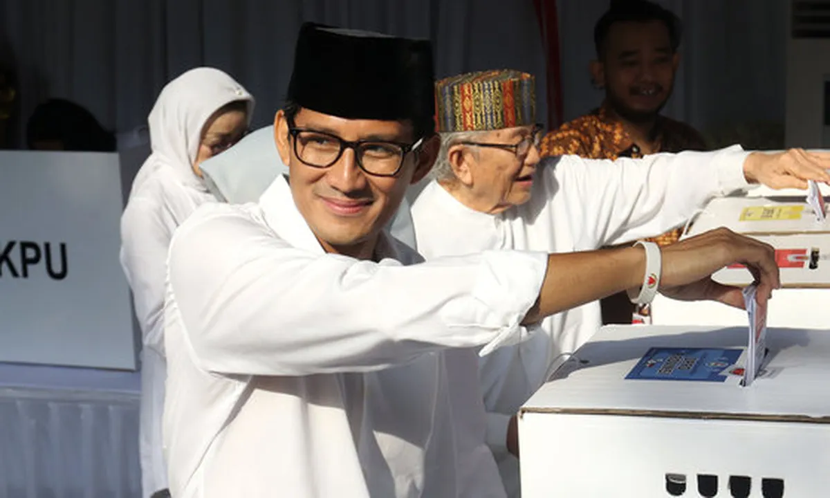 Tak Terlihat Saat Pidato Prabowo, Sandiaga Uno Sakit Cegukan