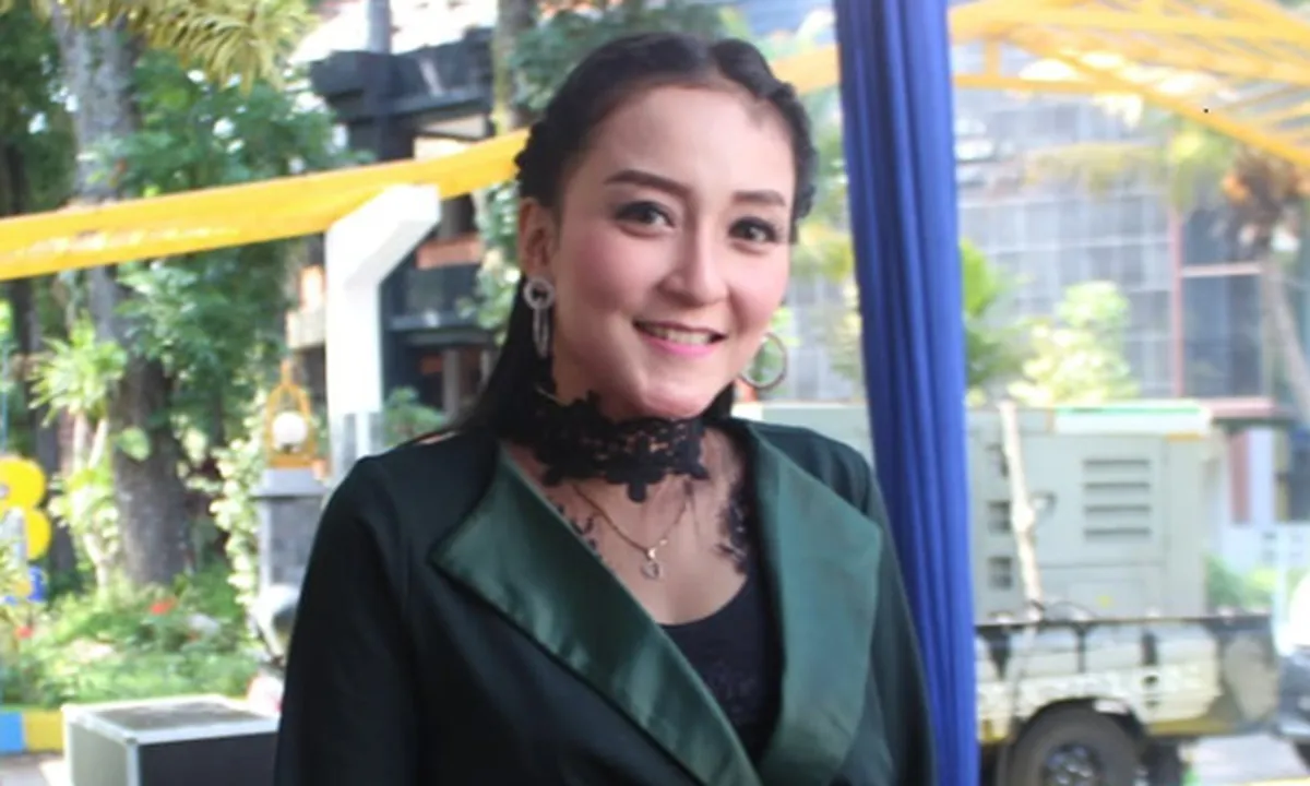 Tampil di Kampus, Elsa Safira Jadi Ingin Kuliah Lagi