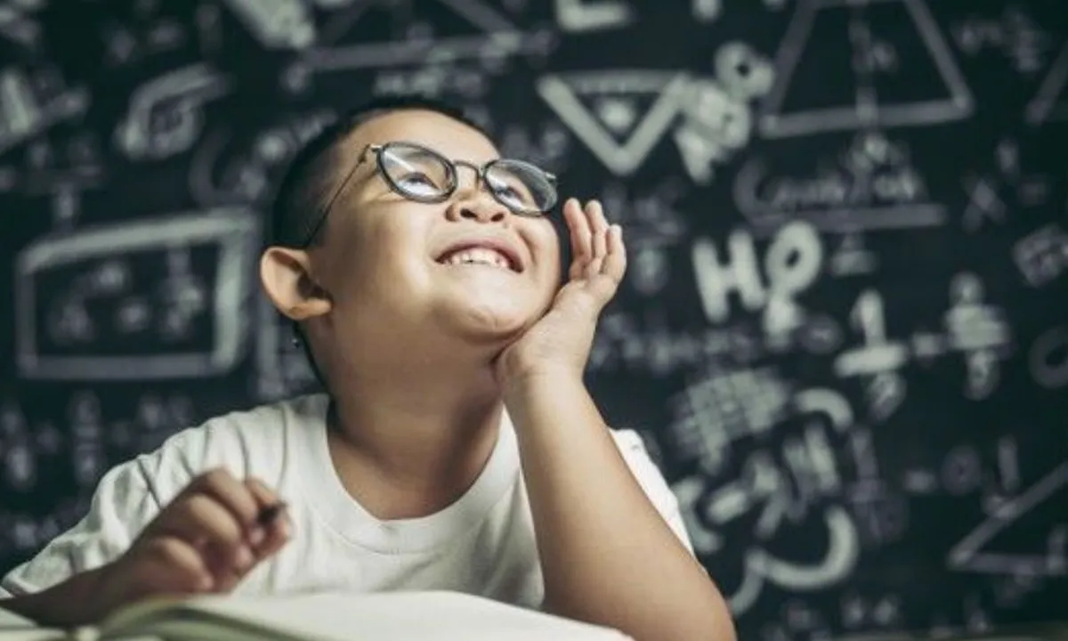 Tanda Anak Cerdas yang Bisa Dilihat Sejak Usia Dini