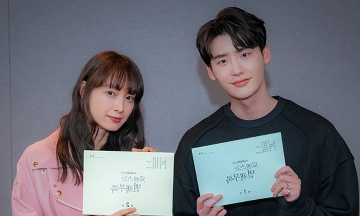 Teaser Lee Na Young 'Romance Supplement', Jadi Bawahan Lee Jong Suk