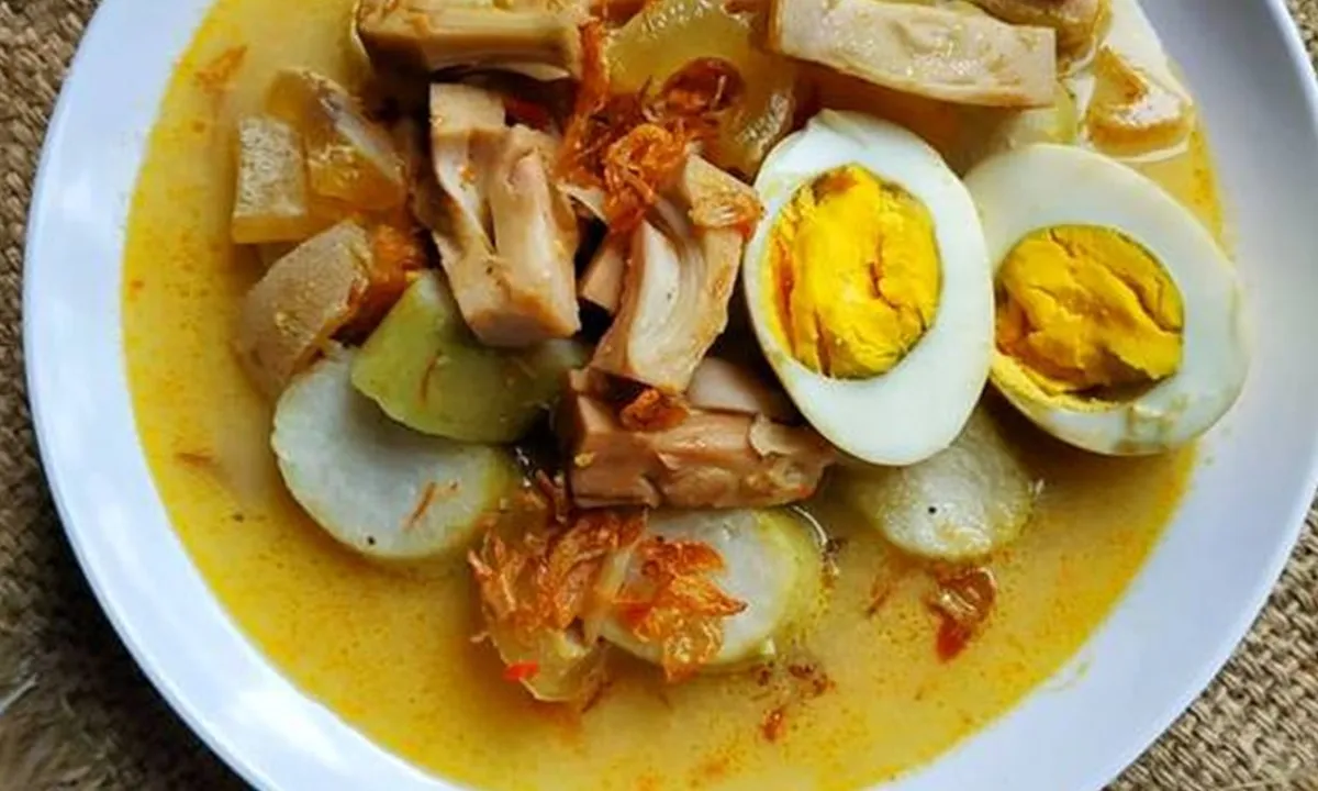 Tips Anti Gagal Membuat Lontong yang Pulen dan Tidak Mudah Keras, Mudah Dicoba