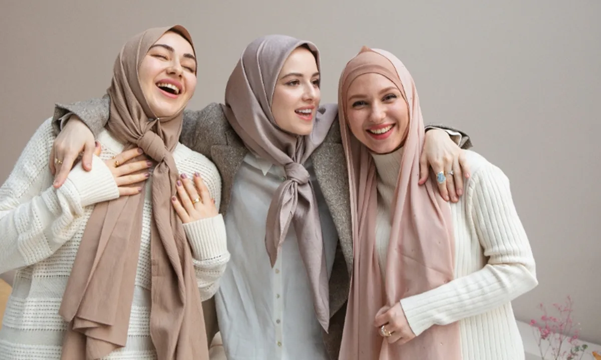 Tips Memilih Hijab Cream yang Cocok untuk Warna Kulit dan Outfit Sehari-hari