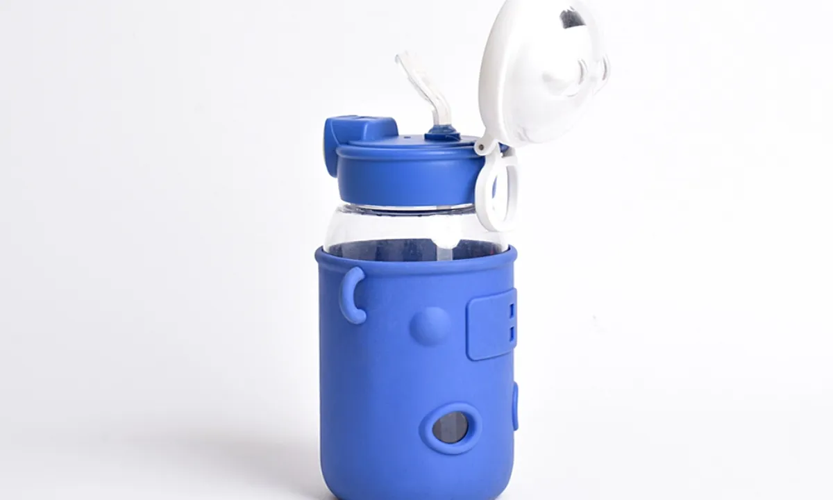 Tips Mencuci Botol Minum Plastik Anak Agar Tidak Berlumut