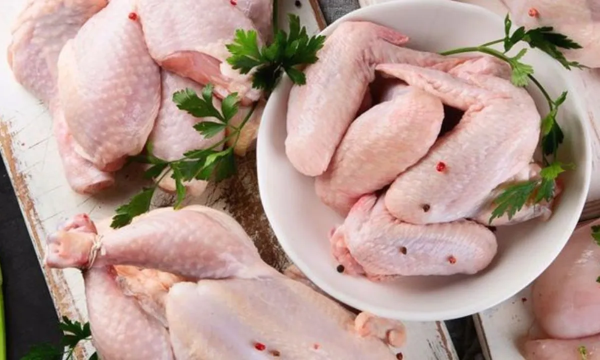 Tips Mengempukkan Ayam Tua yang Mudah dan Praktis
