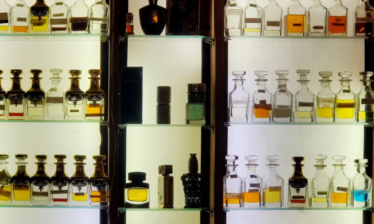 Top 7 Parfum Lokal untuk Pria dengan Aroma Segar Terbaik 2025