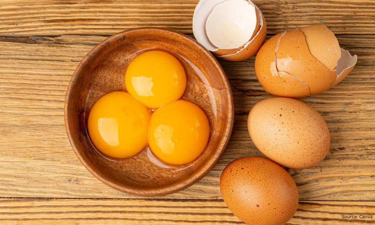 Trik Unik Memisahkan Kuning Telur dengan Tangan Kosong Berkat Bawang Putih