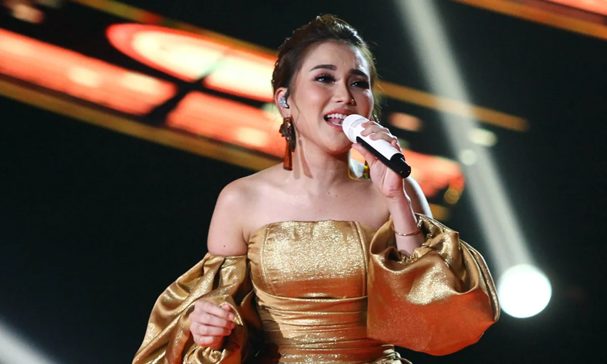 Unggah Foto 17 Challenge, Perubahan Ayu Ting Ting Curi Perhatian