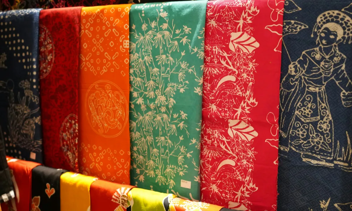 Unik dan Berkelas, Ini 5 Batik Daerah yang Cocok untuk Silaturahmi Lebaran