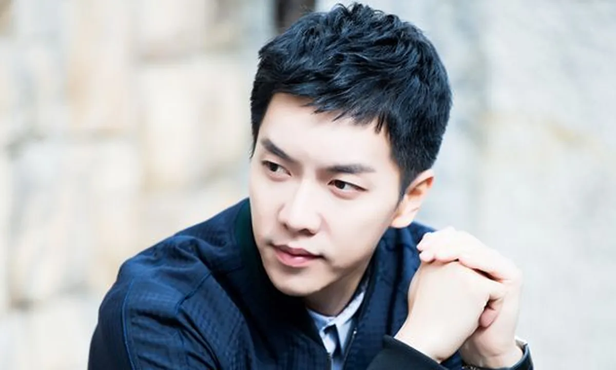Update Lee Seung Gi di Jogja, Naik Becak Berdua Malam-Malam