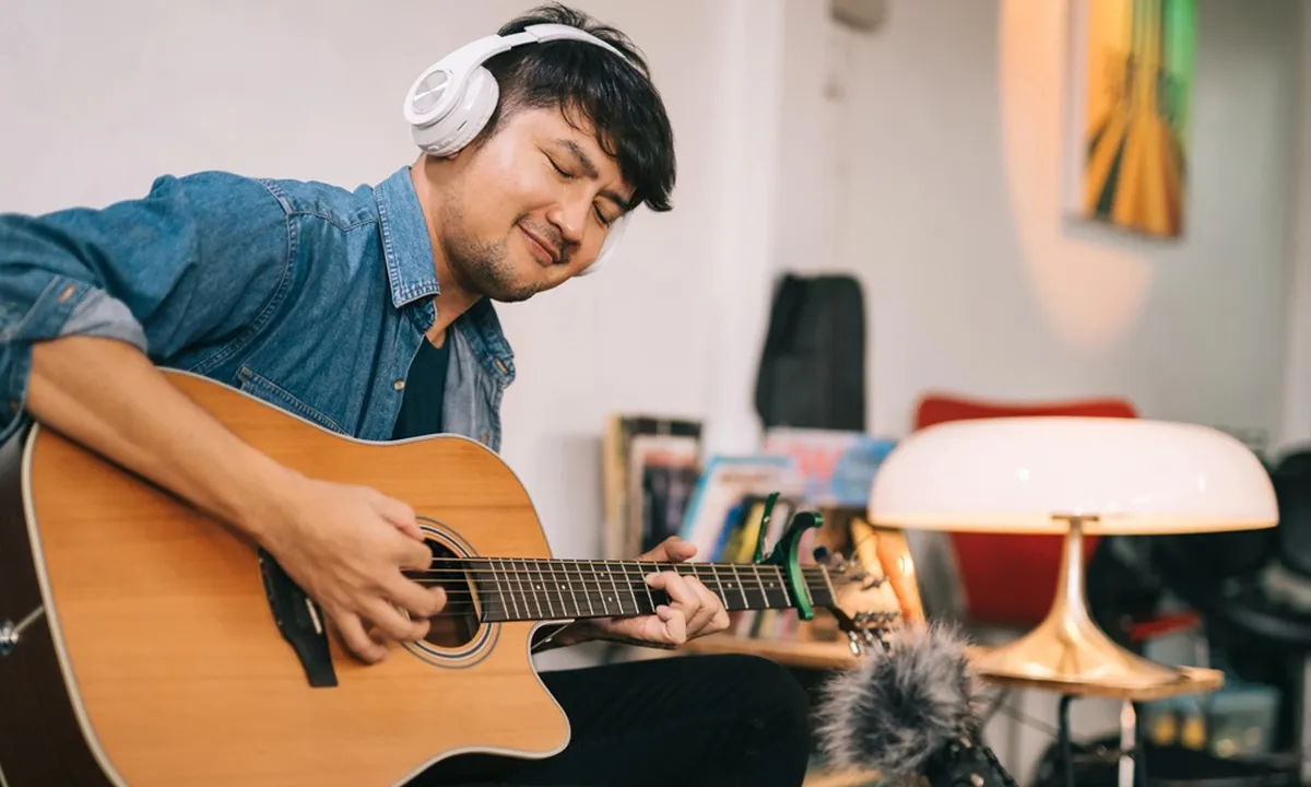 Upgrade Sound Anak Skena: Pilihan Senar Kekinian Biar Makin Pecah!