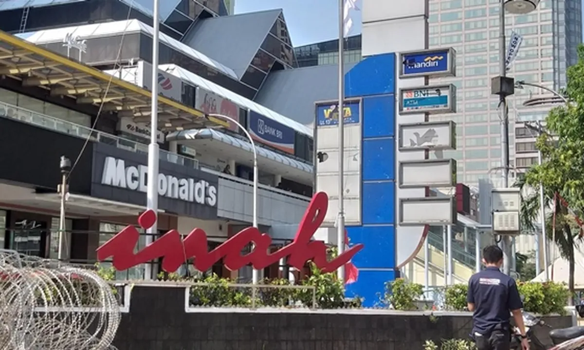 Usai Demo 22 Mei, Logo Mall 'Sarinah' Jadi Tinggal 'Inah'