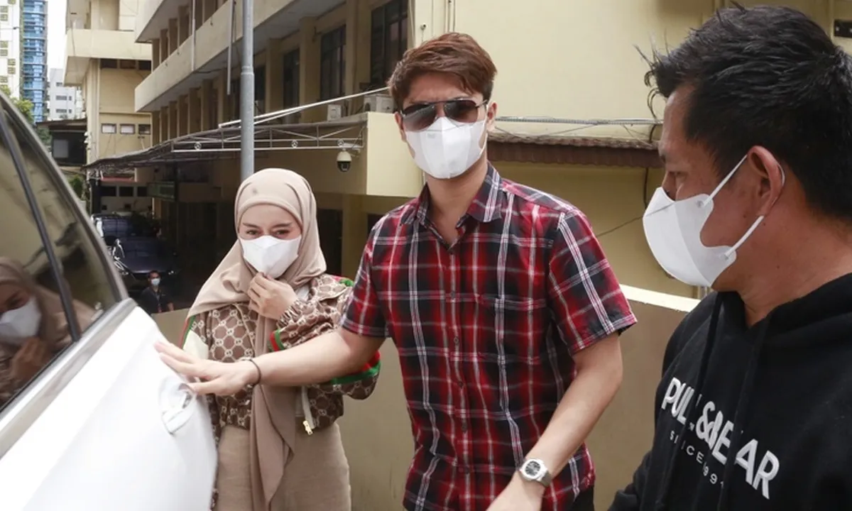 Usai Dicekik dan Dibanting, Lesti Kejora Belum Berencana Cerai dari Rizky Billar