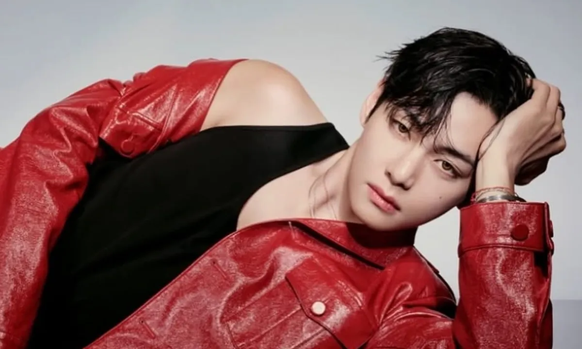 V BTS Raih Peringkat #1 Idol Pria Paling Banyak Dicari dan Teratas Versi Forbes Korea 2025