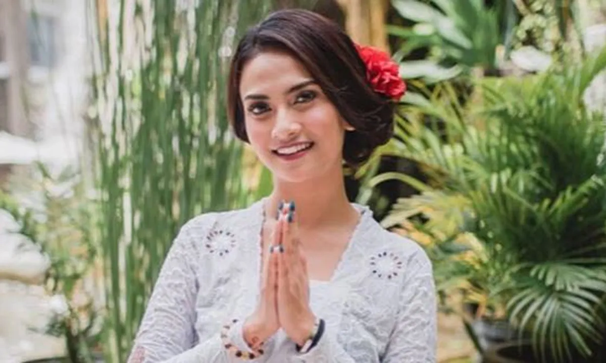 Vanessa Angel Bebas, Posting Selfie Cantik dan Ucapkan Terima Kasih