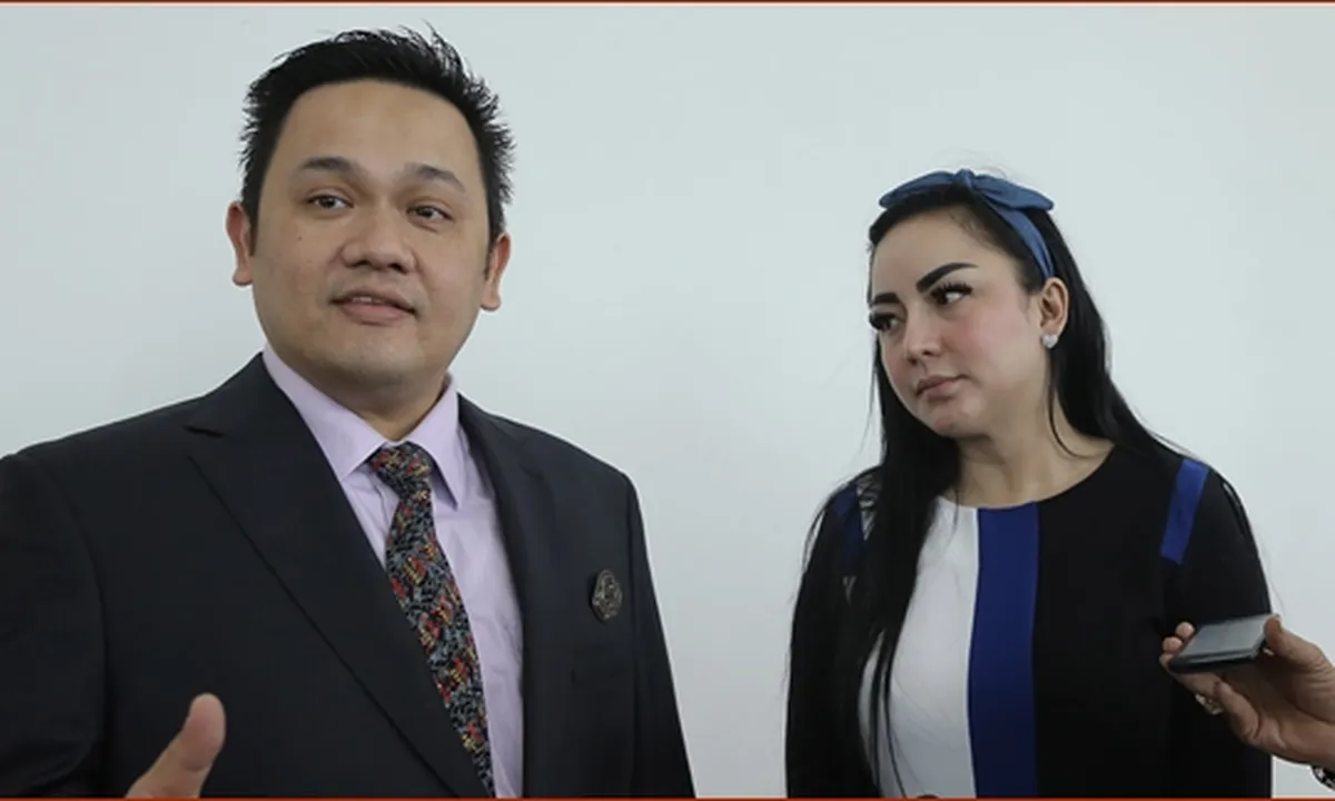 [Weekly Hot] Ramadan Dibanjiri 'Nyinyiran' Farhat Abbas