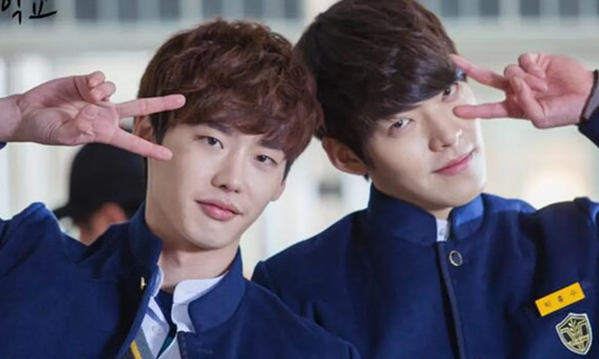 Wow, 5 Aktor Korea Tampan Ini 'Jadi' Gay!