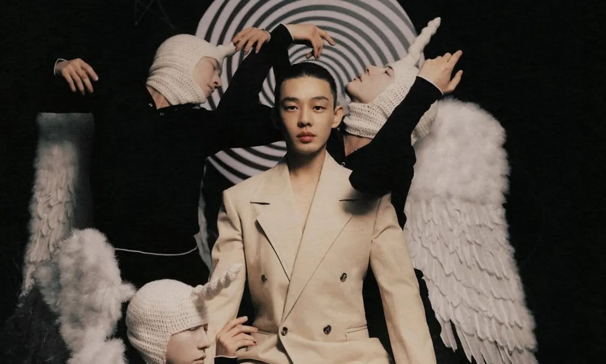 Yoo Ah In Teken Kontrak dengan BILLIONS, Awali Comeback Akting