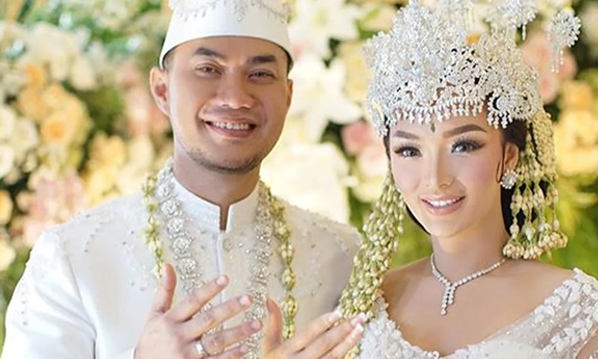 Zaskia Gotik Ulang Tahun ke-30, Suami: Barakallah Kekasih Halalku