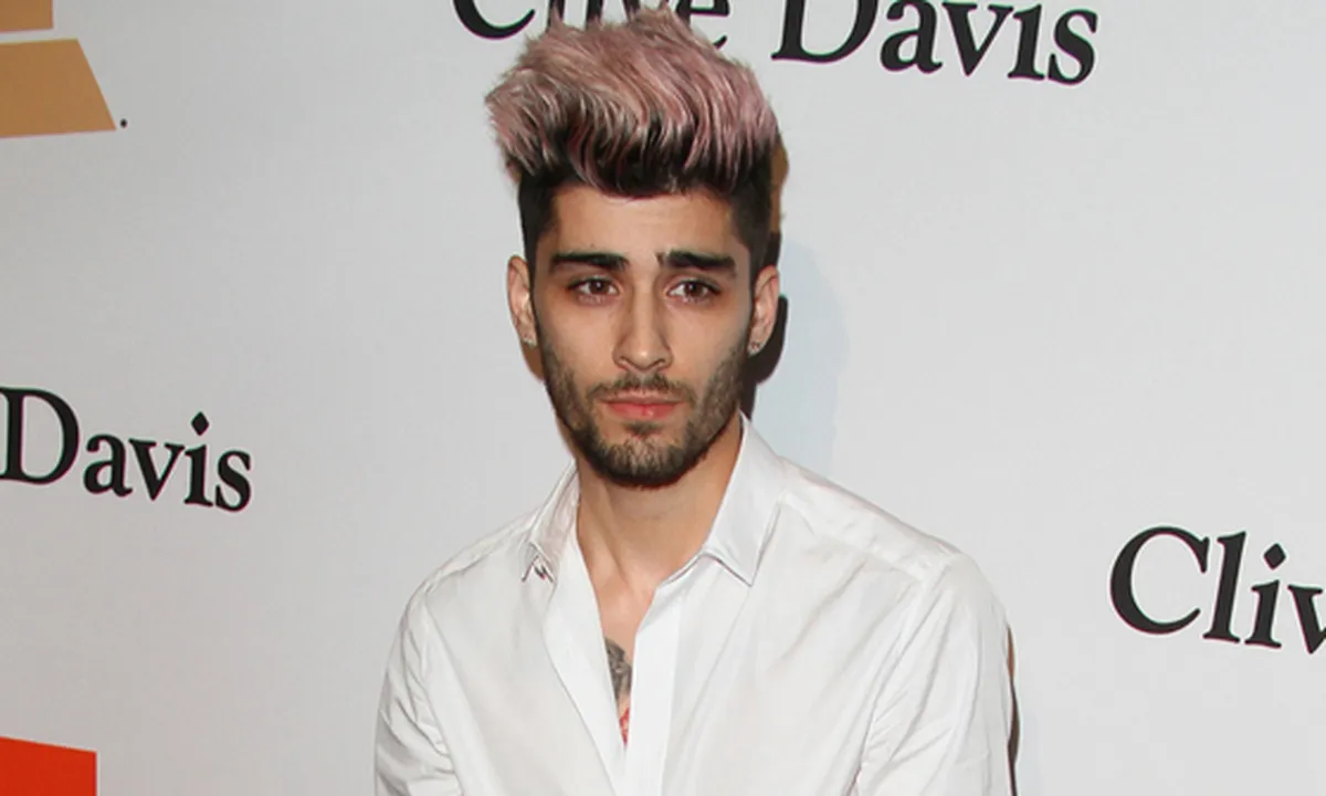 Zayn Malik Bantah Dirinya Seorang Muslim