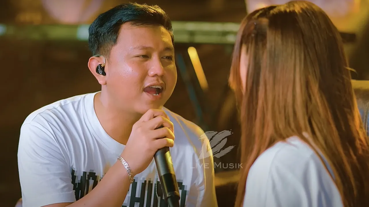 Lirik Satru 2 feat. Happy Asmara