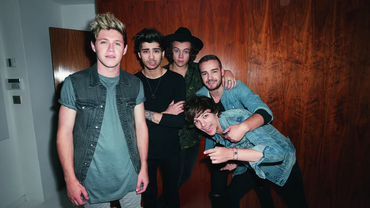 Lirik Last First Kiss (Terjemahan)