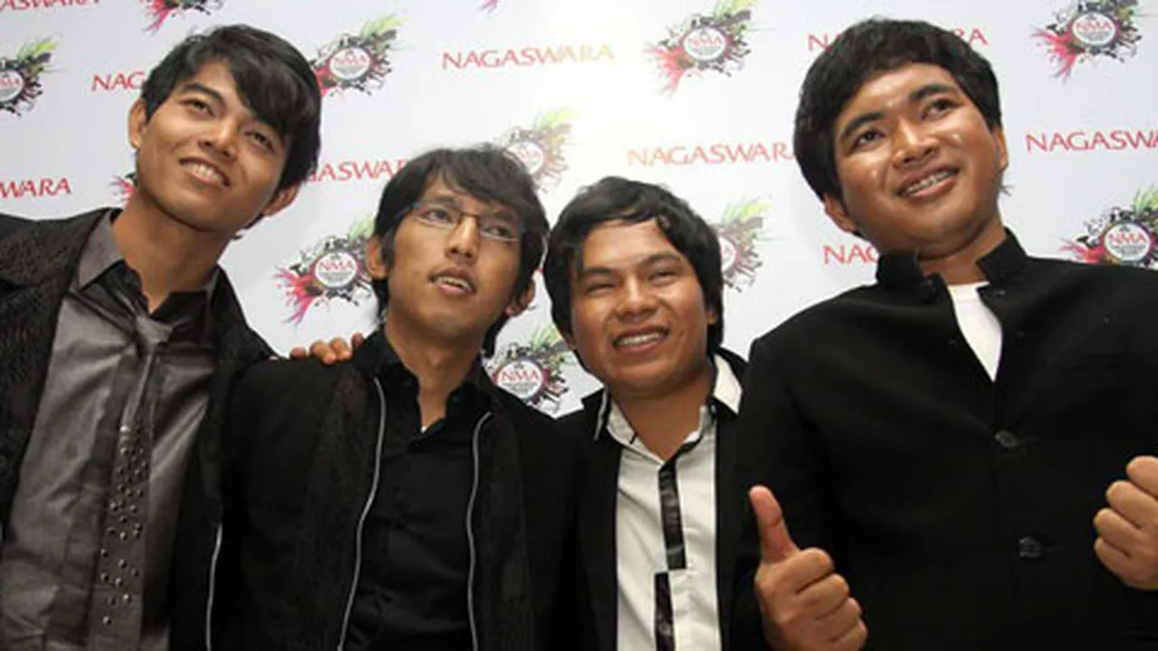 Wali dan d Masiv Buka Konser Ayo ke Semarang