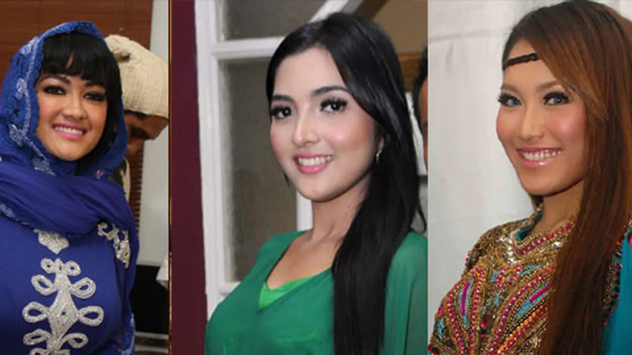 Jalani Ramadan, Selebritis Ini Tampil Cantik Dengan Gamis