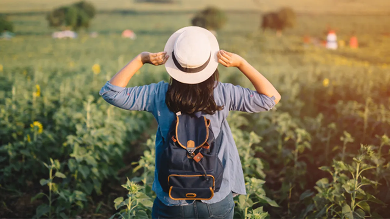 10 Alasan Wisata #DiIndonesiaAja Nggak Kalah Seru, Wajib Jadi Prioritas Nih!