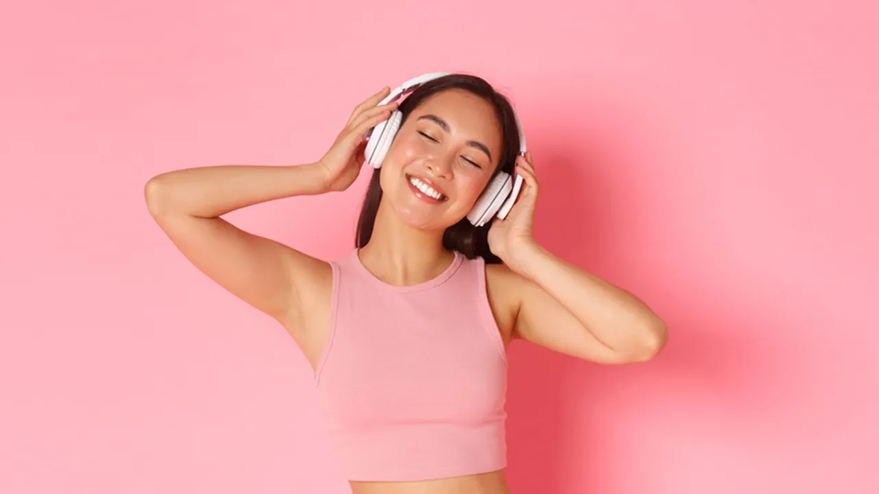 9 Lagu Hits Ini Sudah Berusia 20 Tahun pada 2025 Ini Lho, Ada yang Menemani Masa Remajamu?