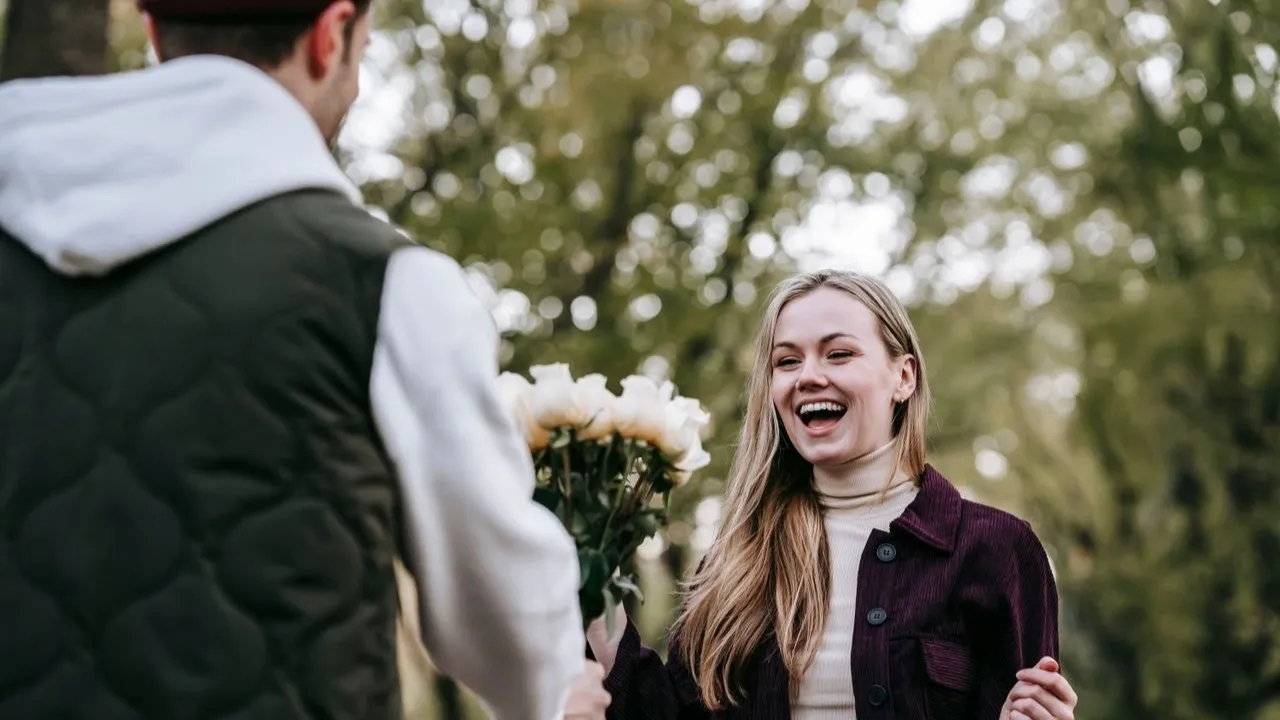 10 Rekomendasi Bunga untuk Pacar Selain Mawar, Romantis dan Penuh Makna
