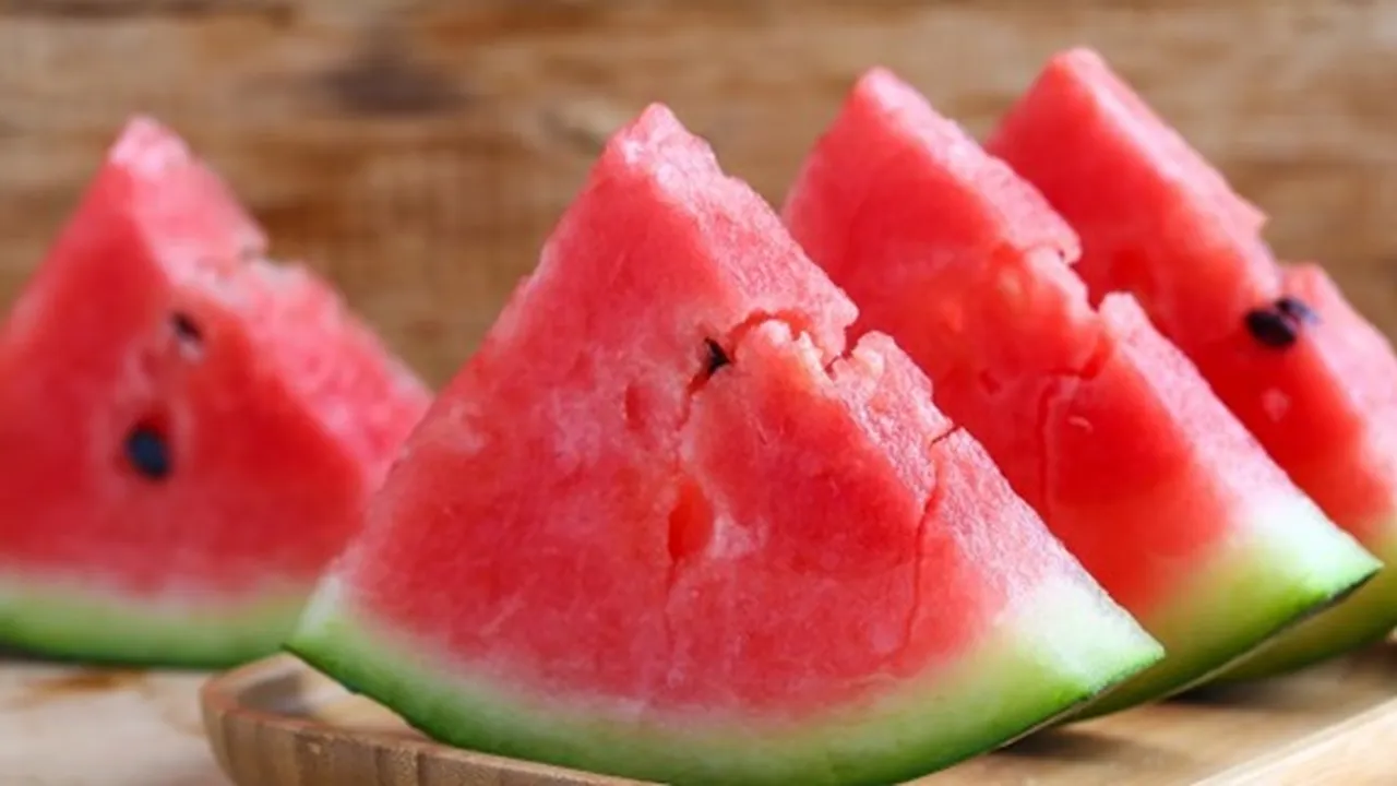 13 Manfaat Semangka untuk Kesehatan yang Kaya Nutrisi - Baik Bagi Pria dan Wanita