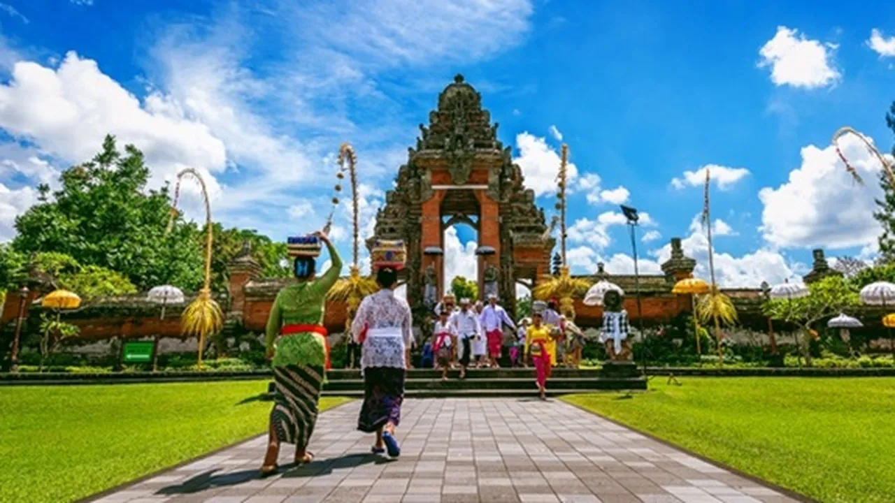 17 Kata-Kata Bali Bijak Beserta Artinya, Rayuan dan Perjuangan Tolak Reklamasi