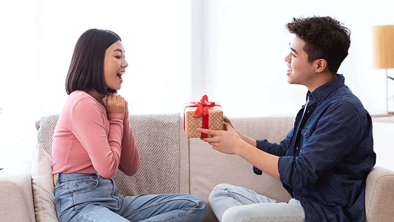 19 Rekomendasi Hadiah Valentine untuk Sosok Terkasih, Pilih yang Paling Spesial