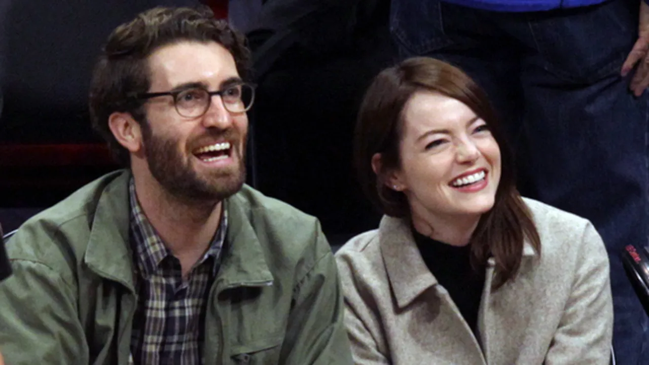 2 Tahun Pacaran, Emma Stone & Dave McCary Akhirnya Tunangan