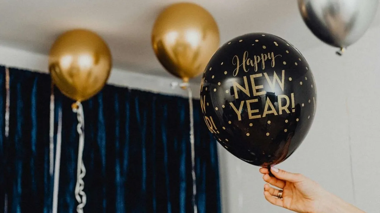 250 Kata Kata Akhir Tahun Paling Inspiratif dan Bermakna untuk Sambut Tahun Baru