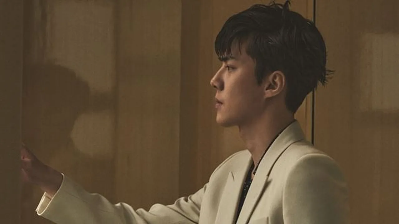 3 Alasan Sehun EXO Suka Pakai Jas, di Luar Dugaan Kamu!