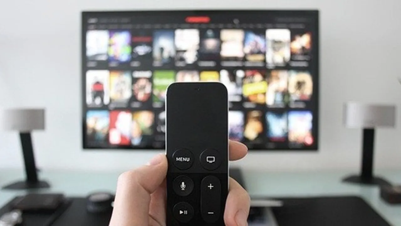 Cara Menyambungkan HP ke TV dengan Mudah, Perhatikan Beberapa Hal Penting Sebelum Mulai Mencoba