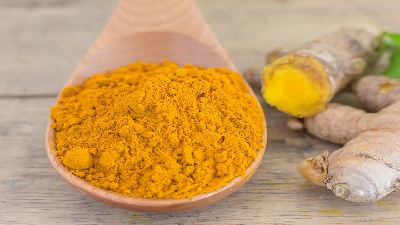 3 Resep Lezat Minuman Kunyit untuk Mengatur Gula Darah Secara Alami!