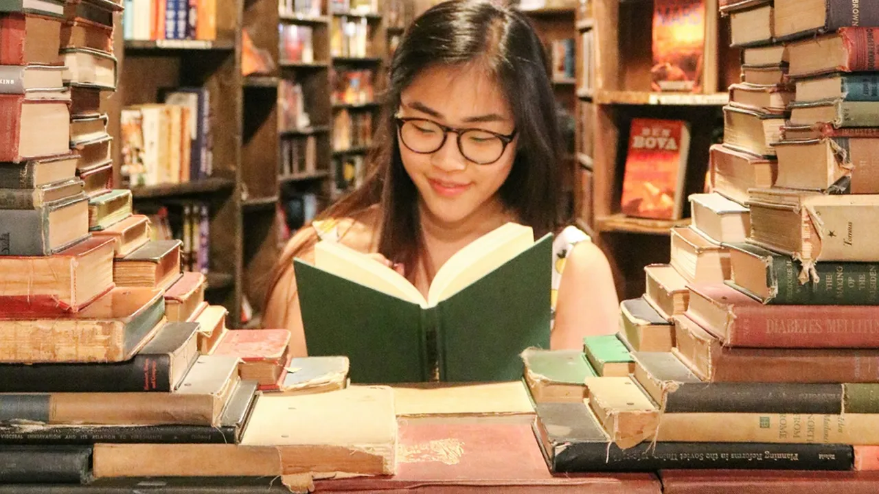 30 Arti Kata KBBI yang Masih Jarang Diketahui Maknanya, Unik-unik