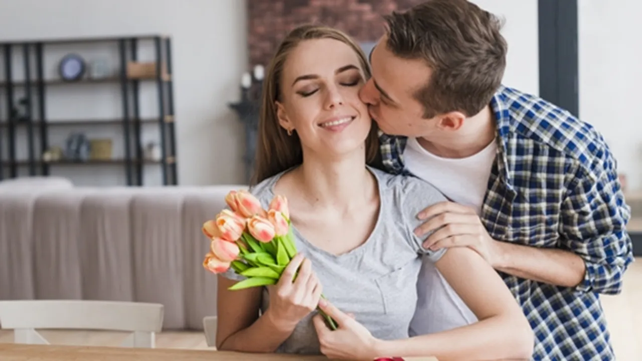 61 Kata Romantis buat Suami yang Menyentuh Hati dan Menggoda, Bikin Hubungan Makin Harmonis