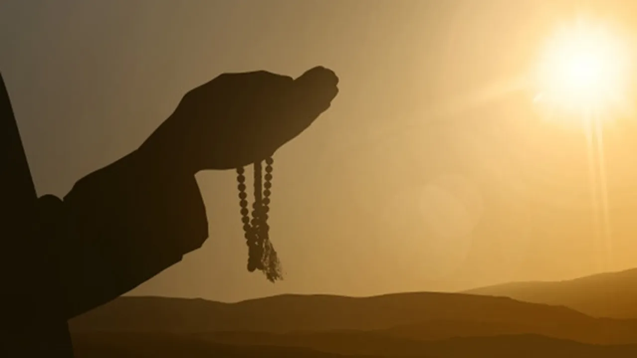 4 Cara Mengenal Allah SWT, Lengkap Dengan Dalilnya Secara Islam