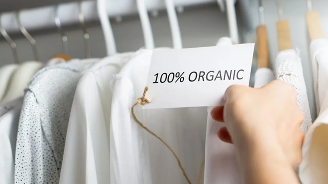 4 Tips Menerapkan Responsible Fashion, Bukan Cuma Asal Stylish Tapi Juga Mencegah Kerusakan Lingkungan