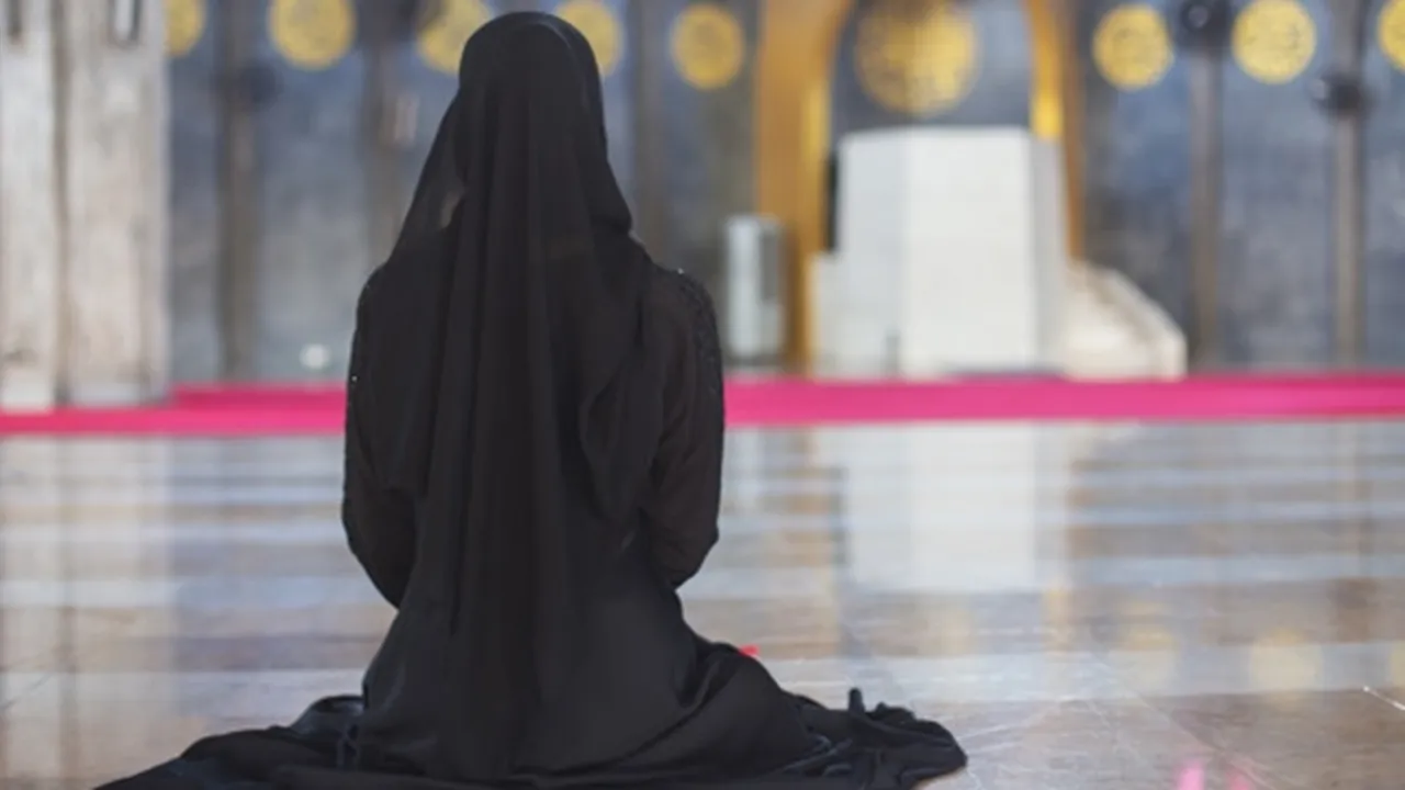 5 Amalan Bagi Wanita Haid di Hari Raya Idul Fitri yang Perlu Diketahui