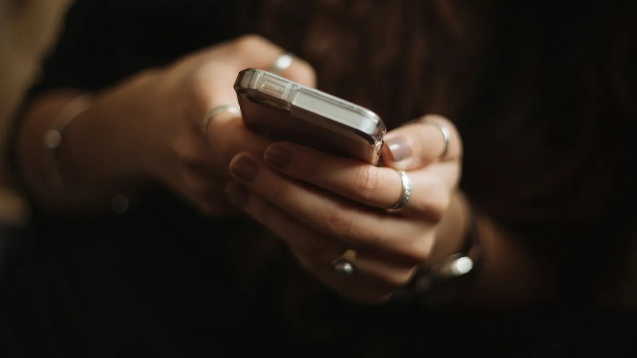 5 Cara Cek Nomor Smartfren Masih Aktif atau Tidak, Penting Dilakukan Terutama Jika Sudah Jarang Isi Pulsa 5 Cara Cek Nomor Smartfren Masih Aktif atau Tidak, Penting Dilakukan Terutama Jika Sudah Jarang Isi Pulsa