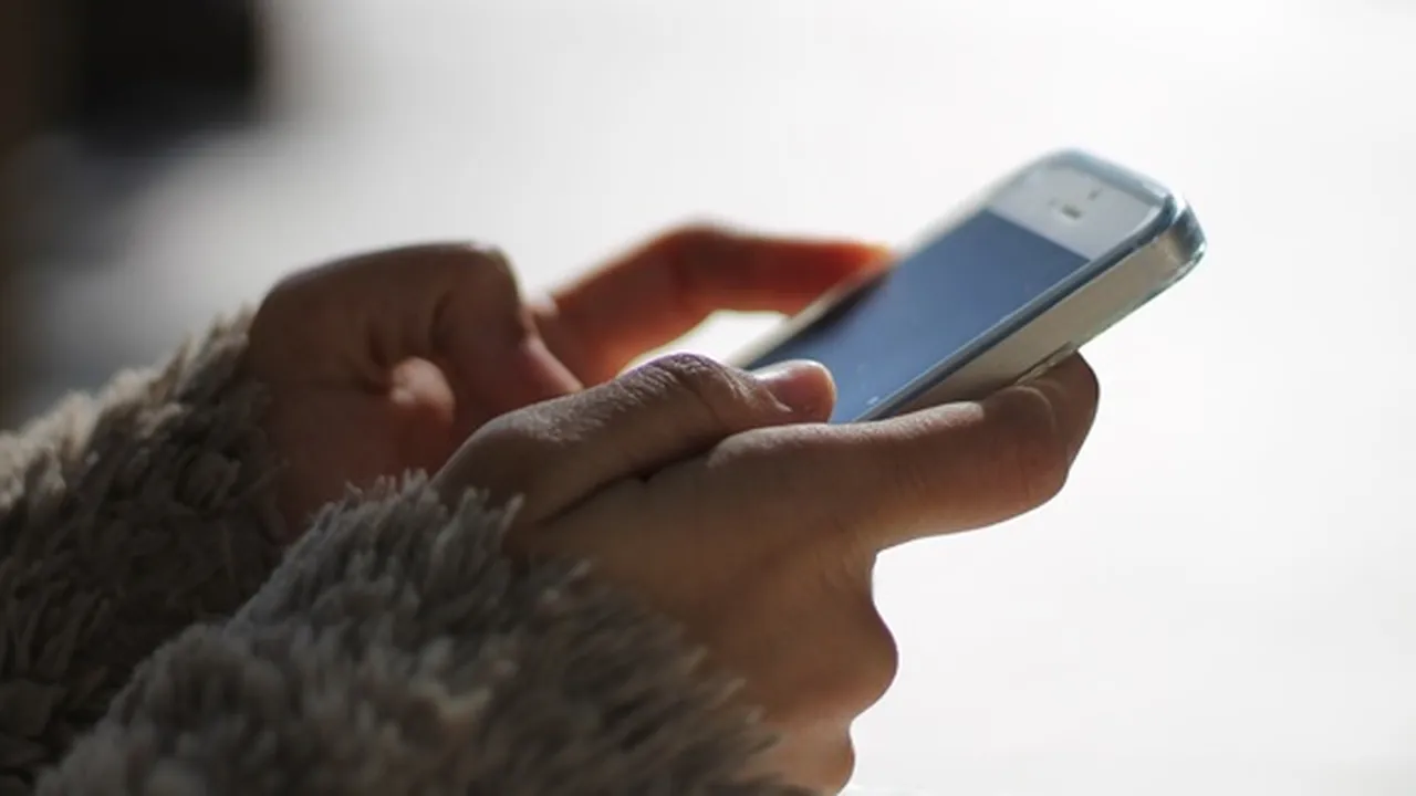 6 Cara Cek Pulsa Smartfren Beserta Kuota dan Transfer Pulsa