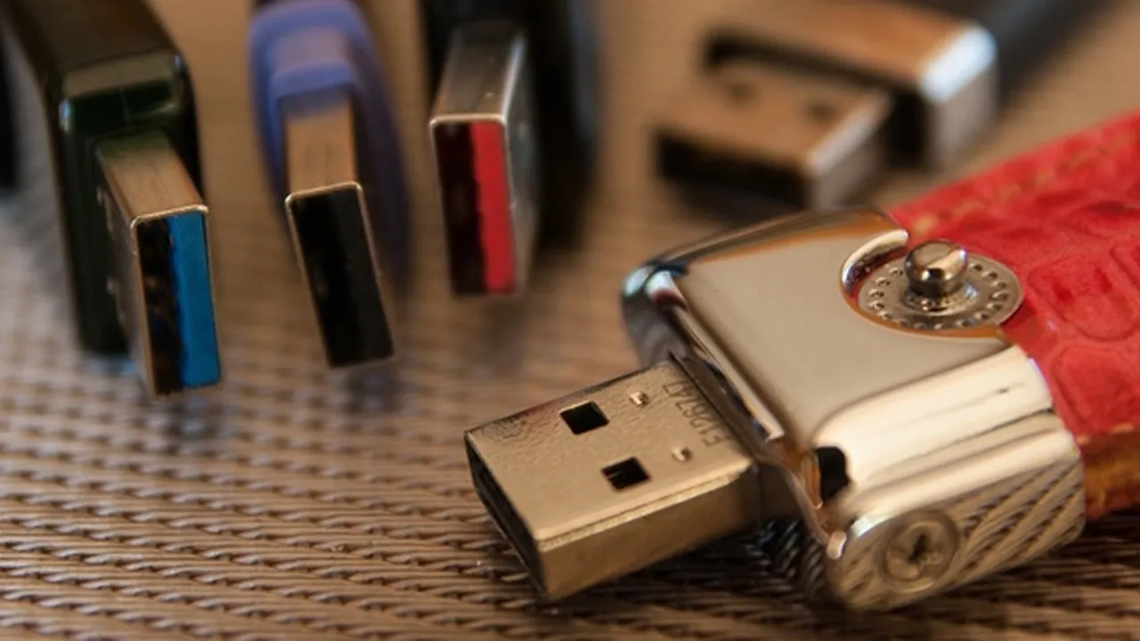 5 Cara Memperbaiki Flashdisk yang Rusak Tidak Terbaca, Tanpa Format dan Anti Ribet 5 Cara Memperbaiki Flashdisk yang Rusak Tidak Terbaca, Tanpa Format dan Anti Ribet